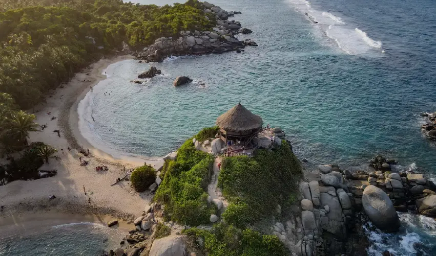 VIAJE VIAJE SUDAMERICA COLOMBIA SANTA MARTA BARRANQUILLA CARTAGENA TVG 4730
