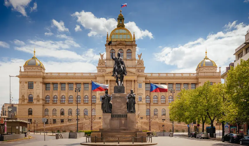VIAJE VIAJE REPUBLICA CHECA PRAGA HUNGRIA BUDAPEST TVG 5166