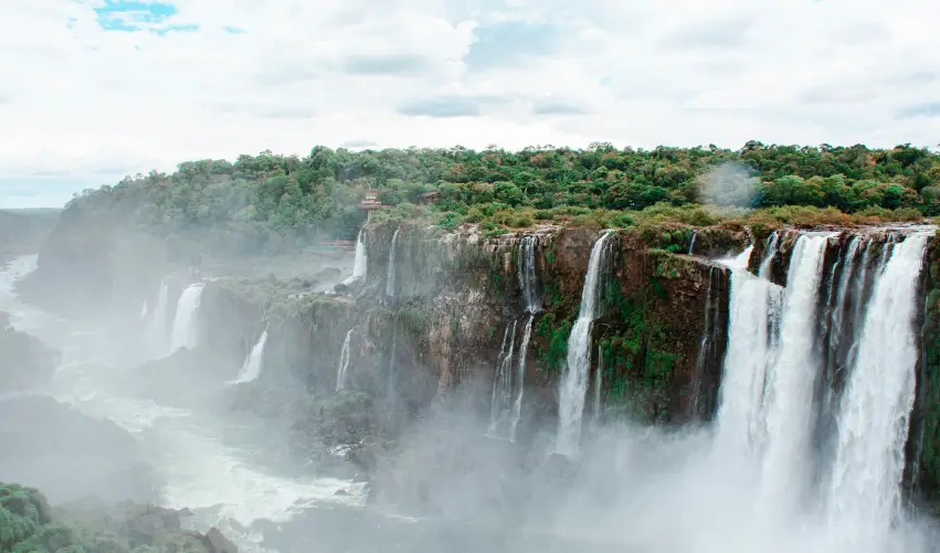 VIAJE VIAJE SUDAMERICA SALTA IGUAZU ARGENTINA TVG 5238