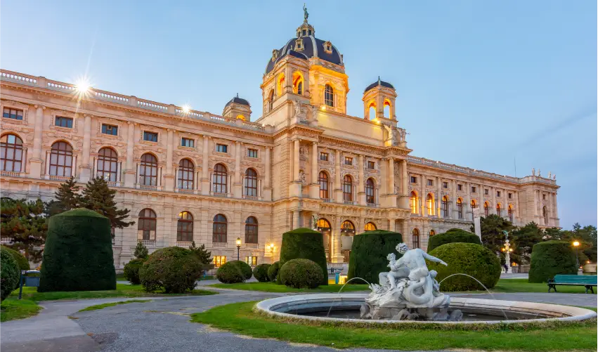 VIAJE VIAJE VIENA BUDAPEST PRAGA TVG 5718