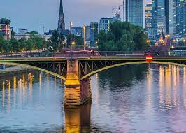 Viaje frankfurt y el este europeo l