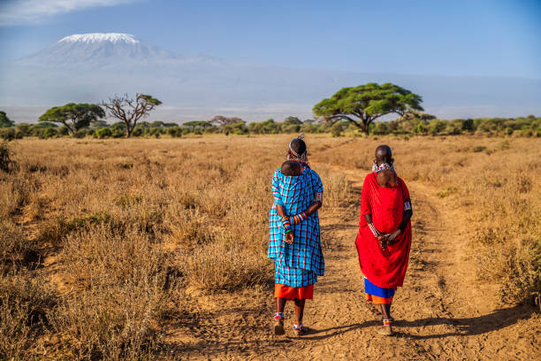 Viaje aventura-en-kenya-y-tanzania-con-lago-eyasi-en-4x4 