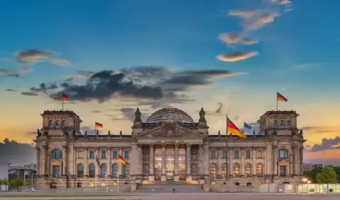 VIAJE VIAJE EUROPA ALEMANIA BERLIN RECHECA PRAGA AUSTRIA VIENA TVG 390