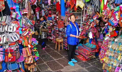 VIAJE LIMA CHOQUEQUIRAO MARAMPAMPA TVG 4711