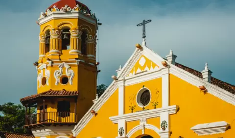 VIAJE VIAJE SUDAMERICA CARTAGENA MOMPOX MEDELLIN COLOMBIA TVG 4741