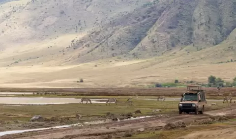 VIAJE VIAJE AFRICA KENIA SHABA ABERDARE NAKURU MAASAI MARA NAIROBI AMBOSELI TVG 5046