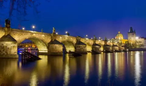 VIAJE VIAJE PRAGA REPUBLICA CHECA TVG 5116