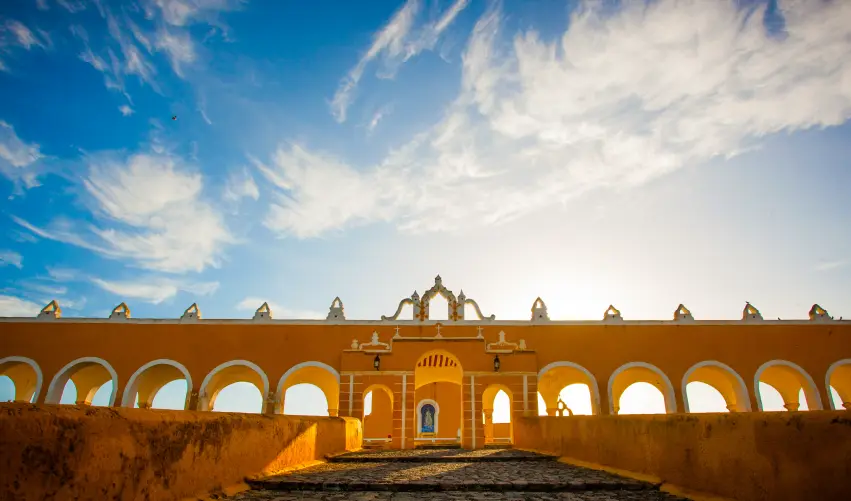 Viaje merida-y-campeche-desde-cancun-en-tren-maya 