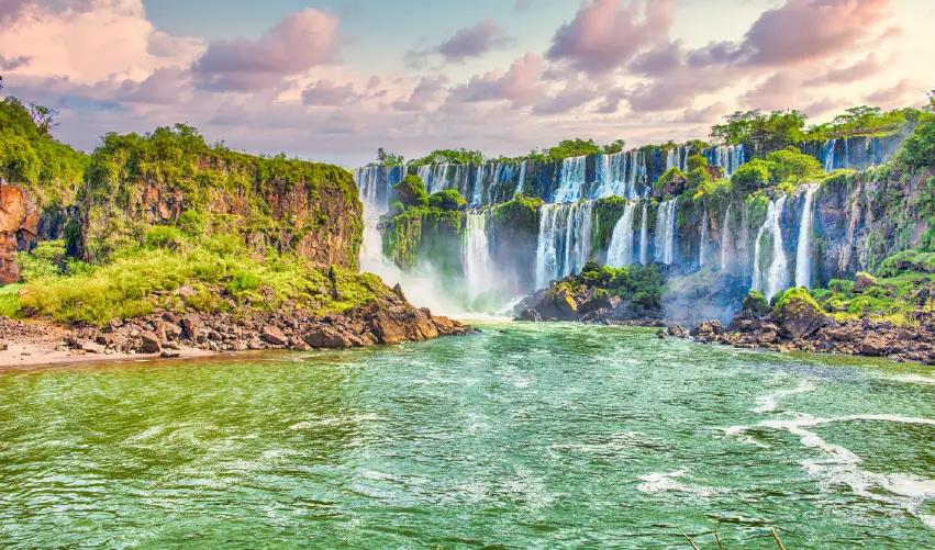 VIAJE VINOS Y CATARATAS  DESDE COLIMA