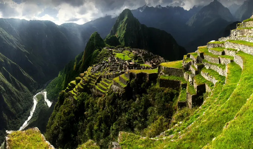 Viaje de-los-enigmas-a-los-incas  desde Chihuahua