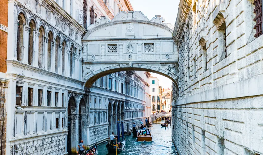 Viaje europa-fascinante-solo-terrestre 