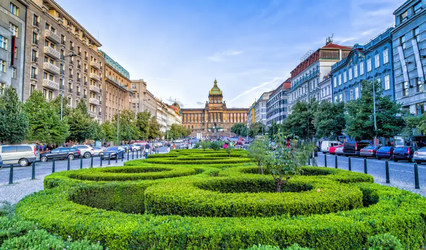 Viaje europa-a-completo-solo-terrestre  desde Mérida