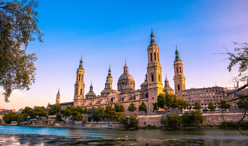 Viaje europa-tricolor-solo-terrestre  desde Puebla