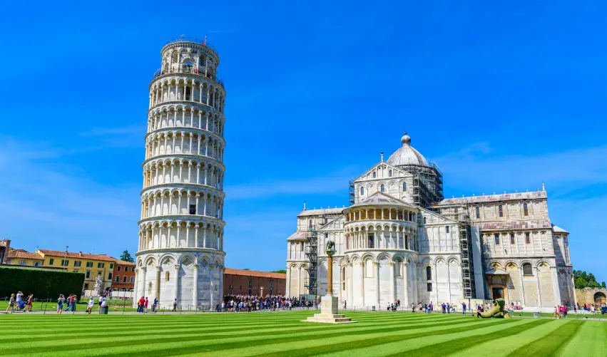 Viaje fantasia-en-europa-y-el-cantabrico-madrid-madrid- 