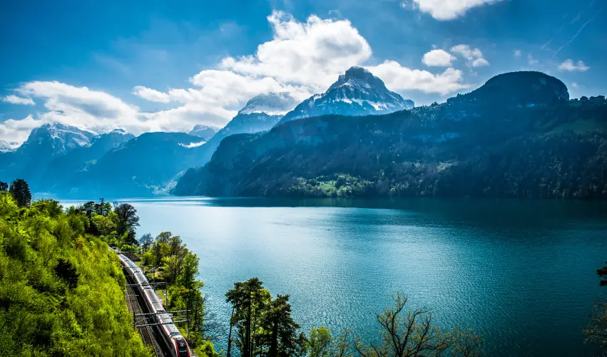 Viaje fantasia-en-europa-y-el-cantabrico-madrid-madrid- 