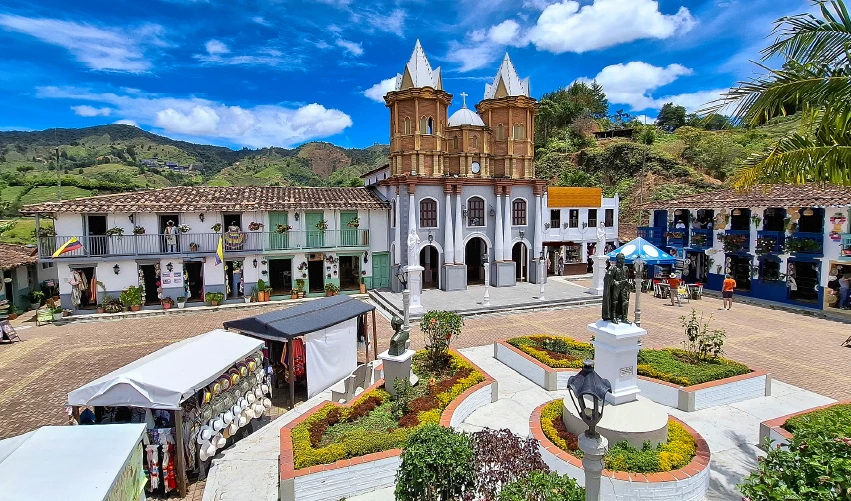 Viaje viaje-colombia-medellin-5520  desde Cancún