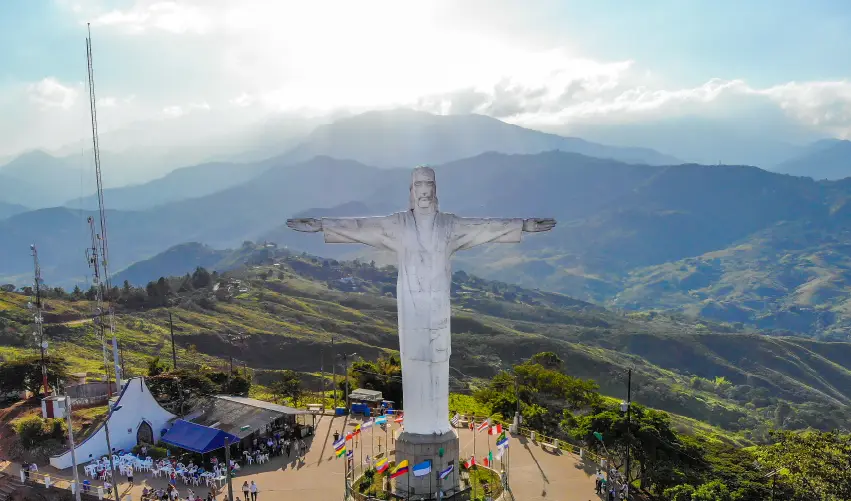 Viaje viaje-medellin-cali-5534 desde Durango